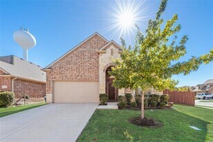 15517 Drury Ln in Frisco, TX - Building Photo