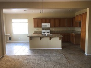 62555 S Starcross Dr in Desert Hot Springs, CA - Building Photo - Building Photo