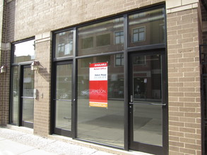 2240 W North Ave in Chicago, IL - Foto de edificio - Building Photo