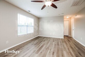 2875 Creekbend Dr in Nashville, TN - Building Photo - Building Photo