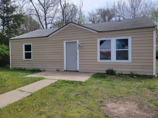 property at 3308 SE Humboldt St