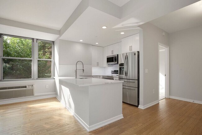 149 Essex St in Jersey City, NJ - Building Photo - Building Photo