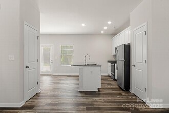 117 Dogwood Vlg Trl in Mooresville, NC - Building Photo - Building Photo