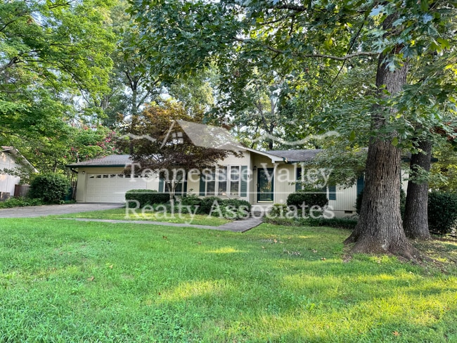 1622 Colonade Rd in Knoxville, TN - Building Photo - Building Photo