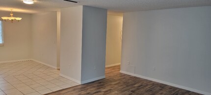 13300 Walsingham Rd, Unit 56 in Largo, FL - Building Photo - Building Photo