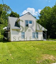 2433 Slevin St in Louisville, KY - Building Photo