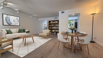 3309 Bridgewood Dr in Boca Raton, FL - Building Photo