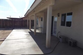 72548 Sunnyslope Dr in Twentynine Palms, CA - Building Photo - Building Photo