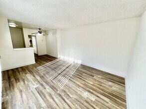 3359 Mentone Ave in Los Angeles, CA - Building Photo - Building Photo