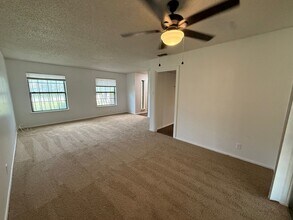 5422 Timber Trace St in San Antonio, TX - Building Photo - Building Photo