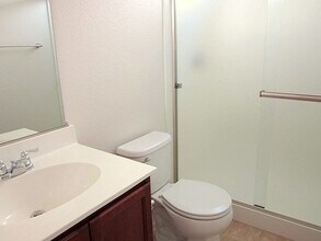 2554 Pine Brook Dr in Stockton, CA - Building Photo - Building Photo