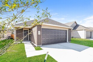 2816 Briggs Dr in Conroe, TX - Building Photo