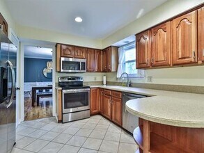 10623 Convo Ct in Cincinnati, OH - Building Photo - Building Photo