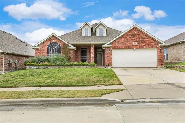 10145 Red Bluff Ln in Fort Worth, TX - Building Photo