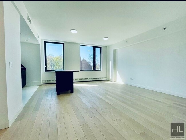 3128 Henry Hudson Parkway East-Unit -307 in Bronx, NY - Building Photo - Building Photo