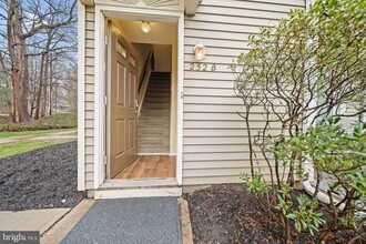 252 Everly Ct in Mount Laurel, NJ - Foto de edificio - Building Photo