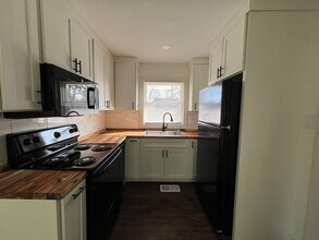 520 Marion Ave in Florence, AL - Building Photo - Building Photo