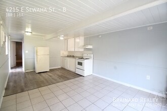 4215 E Sewaha St in Tampa, FL - Building Photo - Building Photo
