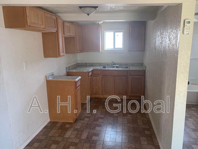property at 2103 S Monroe St