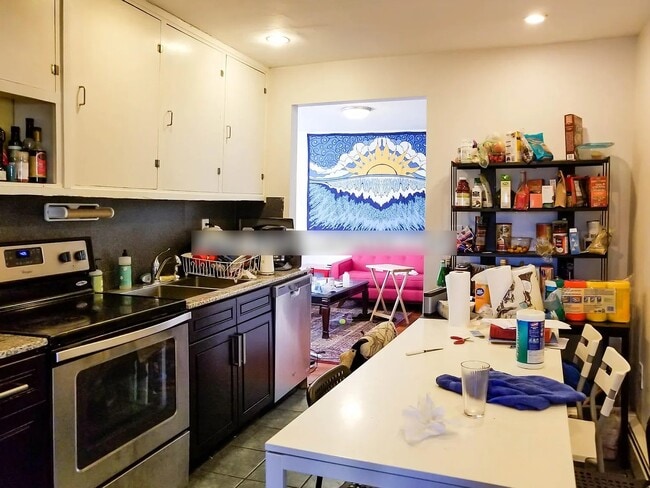 197 College Ave, Unit 3