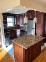 14605 226th St, Unit 2 in Springfield Gardens, NY - Building Photo