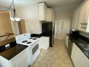 4616 Twinbrook Rd in Fairfax, VA - Building Photo - Building Photo