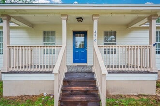 456 Kings Lake Blvd in Defuniak Springs, FL - Building Photo - Building Photo