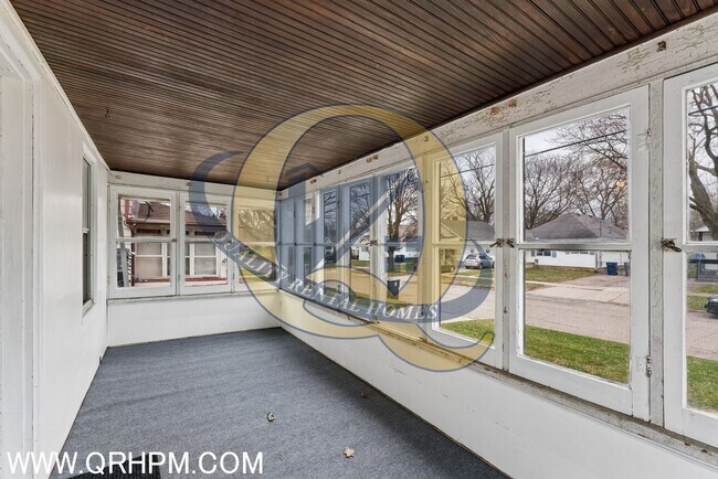 936 Stocker Ave in Flint, MI - Building Photo - Building Photo