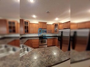 3442 Hazel Trail in Woodbury, MN - Building Photo - Building Photo