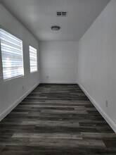 1250 NW 55th St in Miami, FL - Building Photo - Building Photo