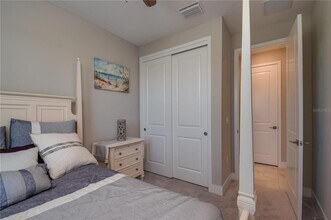 5333 NW 33rd Pl in Ocala, FL - Building Photo - Building Photo