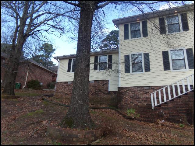 2105 Westport Loop in Little Rock, AR - Foto de edificio - Building Photo