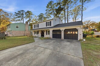 205 Orkney Pl in Newport News, VA - Building Photo - Building Photo