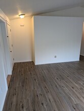 790 SE Kierra Pl in Madras, OR - Building Photo - Building Photo