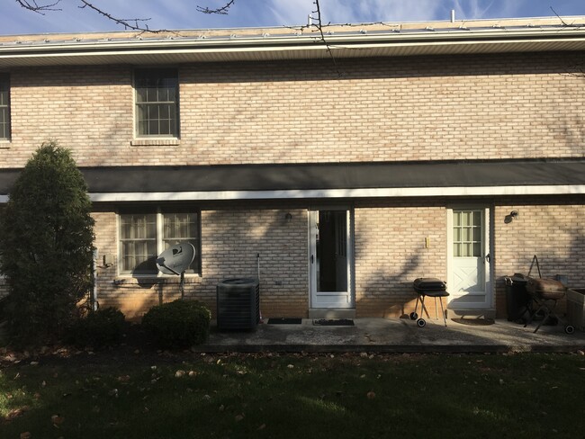 6 Carter Pl, Unit #6 Carter Place