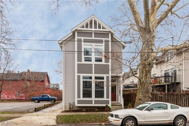 property at 1455 W 32nd St