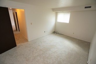 Westown Garden Apartments in Westlake, OH - Building Photo - Interior Photo