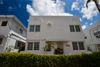 1935 Park Ave in Miami Beach, FL - Building Photo - Building Photo