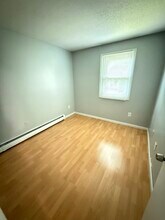 152 Walnut St in Agawam, MA - Building Photo - Building Photo