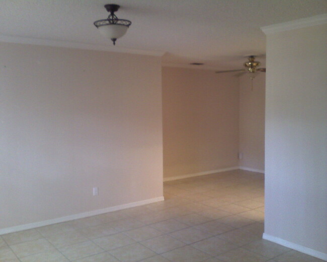2709 Child St in Ocoee, FL - Building Photo - Building Photo