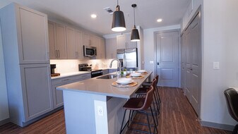 749 Ipswich Ave, Unit 42119 in Fort Worth, TX - Building Photo