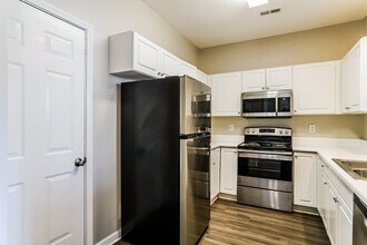 4125 Standing Rock Way in Raleigh, NC - Foto de edificio - Building Photo