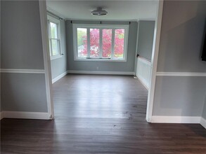 130 Adelaide Ave in Warwick, RI - Building Photo - Building Photo