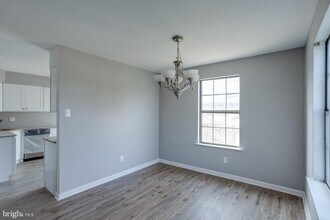 101 Bayberry Ct in Evesham, NJ - Building Photo - Building Photo