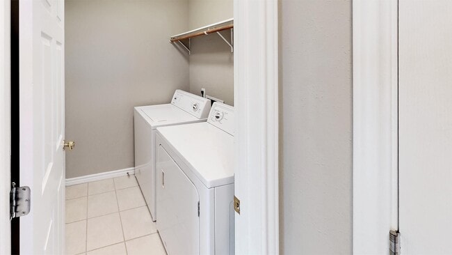 1124 Carolina St in College Station, TX - Building Photo - Building Photo