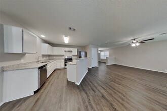 14938 Sugar Mist Ln in Sugar Land, TX - Building Photo - Building Photo