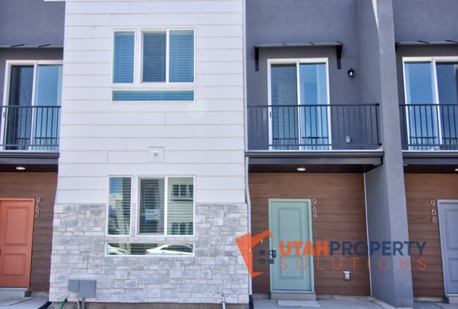 964 W 500 S in American Fork, UT - Building Photo - Building Photo