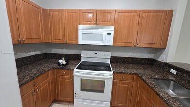 2748 SW 83rd Ave in Miramar, FL - Building Photo - Building Photo