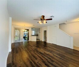 207 Golden Pond Ct in Valrico, FL - Building Photo - Building Photo