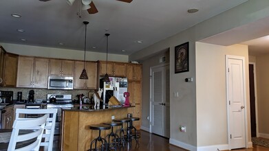 30 East Central Pky, Unit 601 in Cincinnati, OH - Building Photo - Building Photo